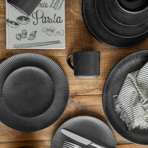 Neri Assiette, Noir, Grès