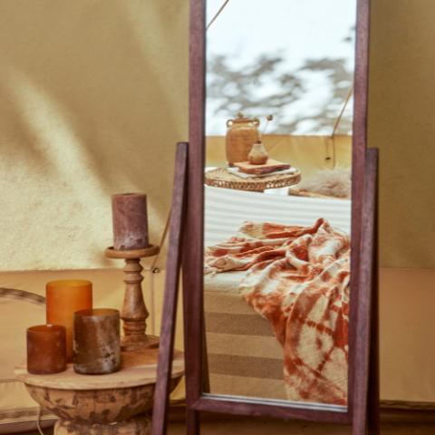 Noore Pedestal, Nature, Mango