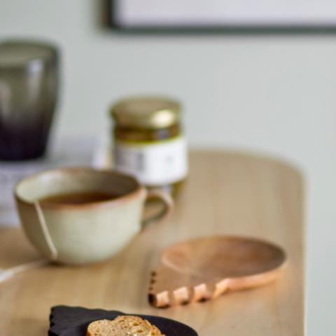 Tiara Bol, Nature, Acacia