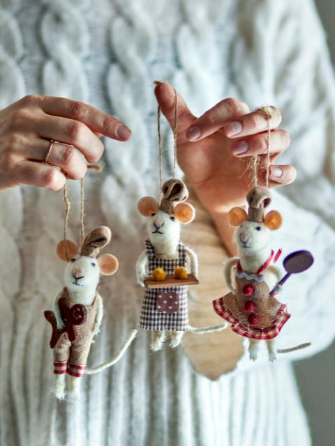 Peo Ornament, Brown, Wool