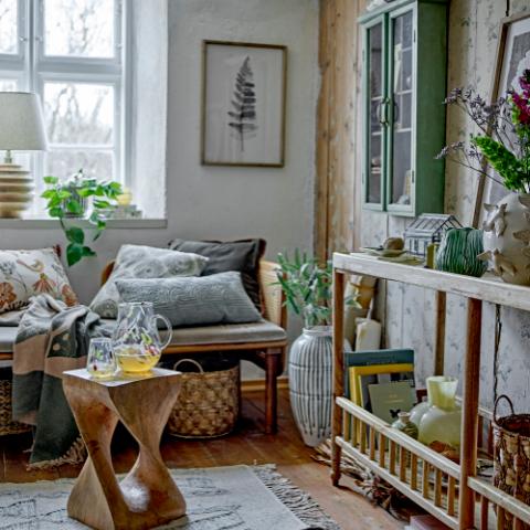 Scarlet Vase, Green, Stoneware