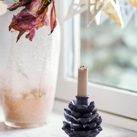 Fernie Bougeoir, Noir, Métal