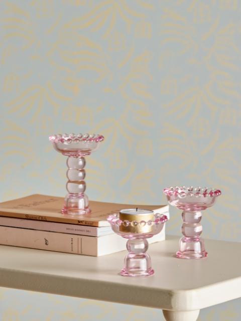 Bougeoir en verre rose soufflé à la main : décoration Bougeoir en verre rose soufflé à la main : décoration