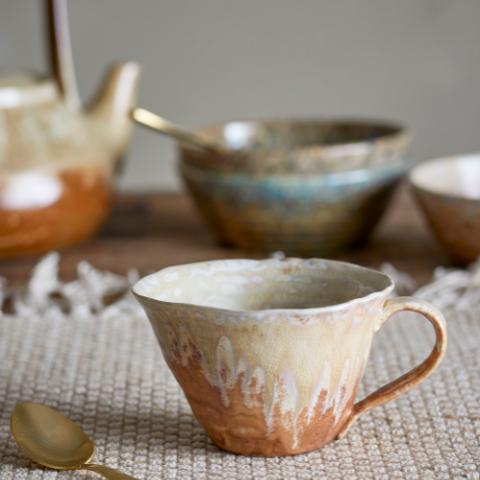 Milani Tasse, Nature, Grès