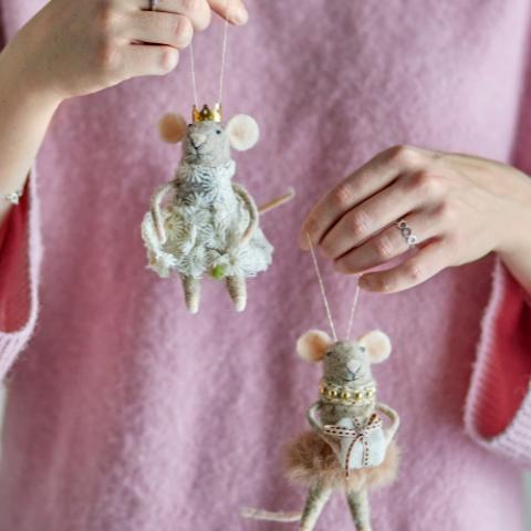 Peo Ornament, Brown, Wool