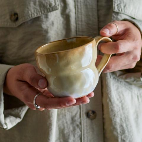 Nara Tasse, Nature, Grès