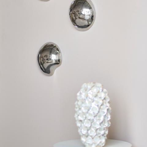 Bobby Déco murale, Argent, Grès