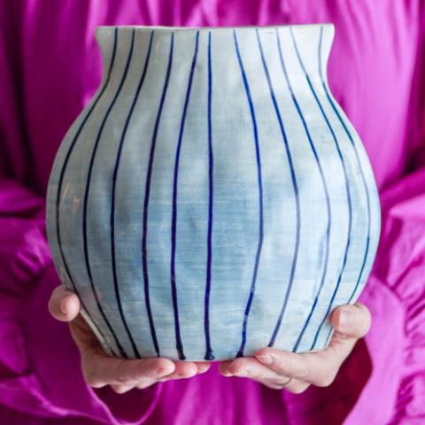 Esra Vase, Blue, Grès