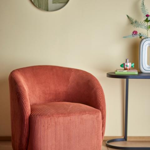 Pradi Lounge Chair, Orange, Polyester