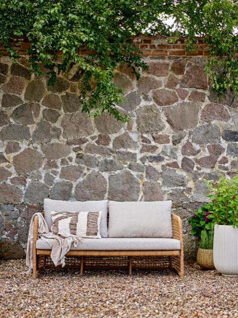 Selva Flowerpot, White, Magnesia