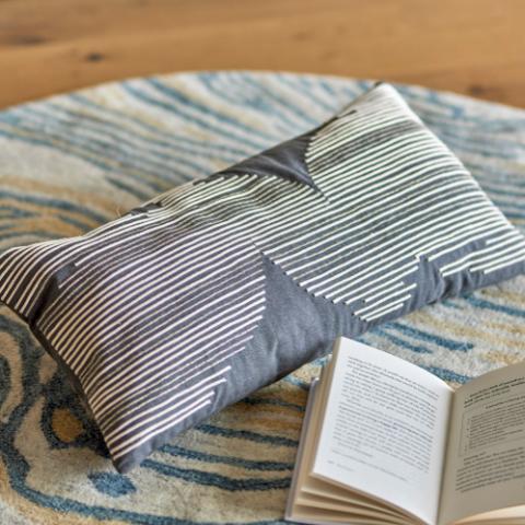 Brechia Cushion, Grey, Cotton