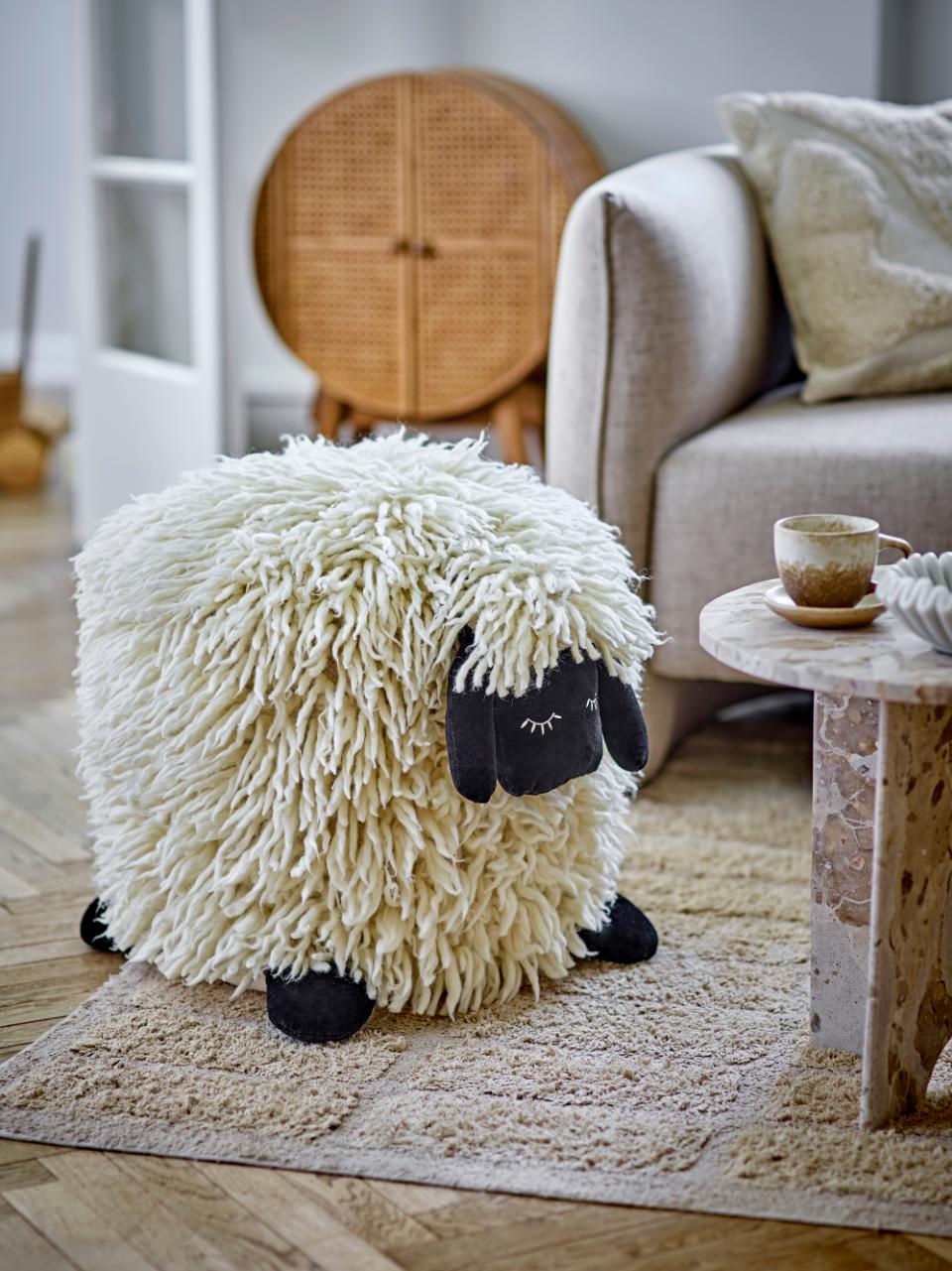 Dolly Pouf, Weiß, Wolle