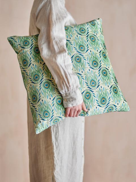 Adia Cushion, Green, Viscose