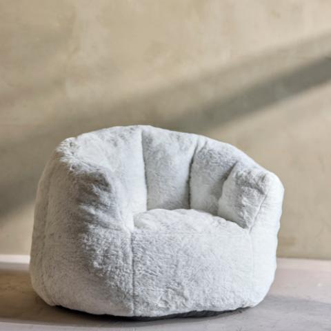 Kari Lounge Chair, White, Polyester