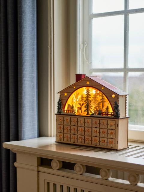 Melvin Kalender m/lys, Natur, Krydsfiner