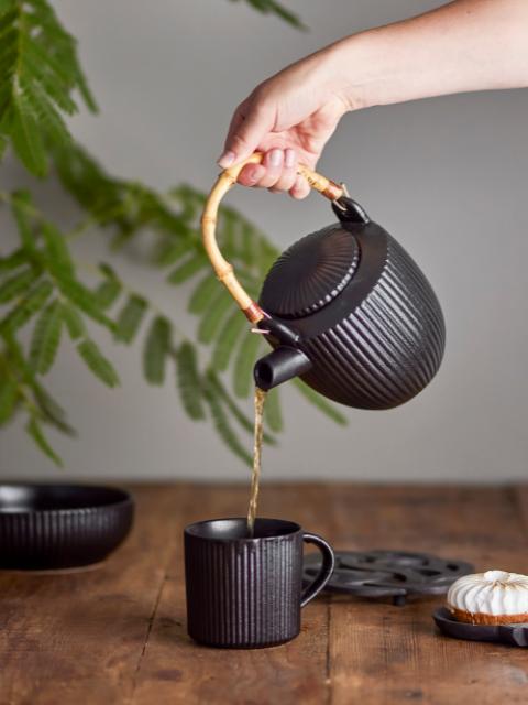 Neri Teapot, Black, Stoneware