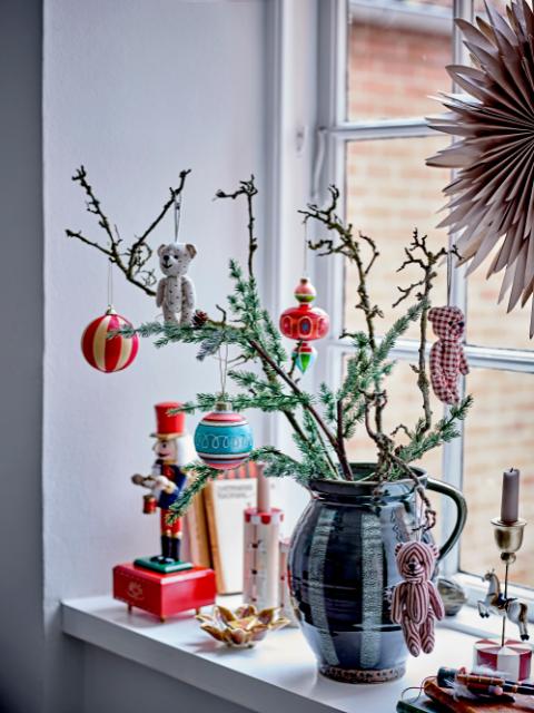 Wynn Ornament, Red, Polyester