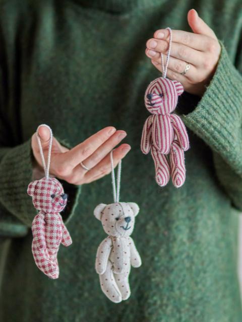 Salwa Bibelot, Rouge, Polyester