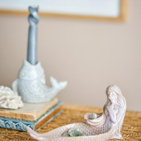 Abitha Bol, Nature, Grès