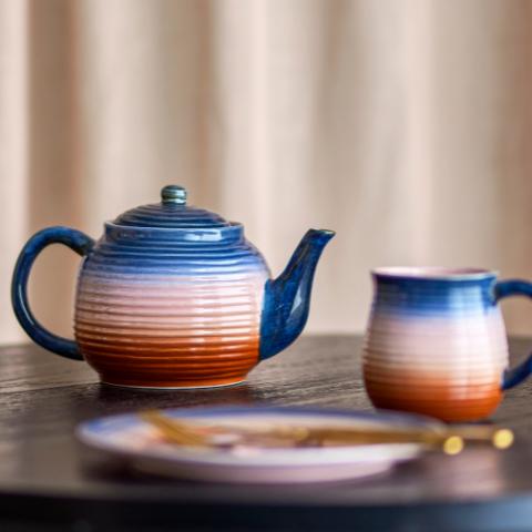 Tatum Teapot w/Teastrainer, Multi, Stoneware