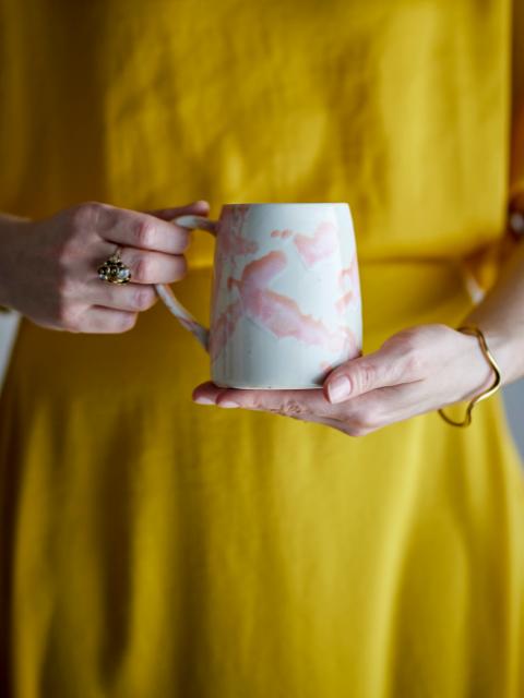 Winnie Becher, Bunt, Steingut