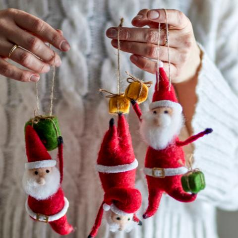 Giles Bibelot, Rouge, Laine