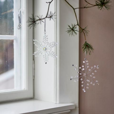 Miku Bibelot, Dégager, Plastique