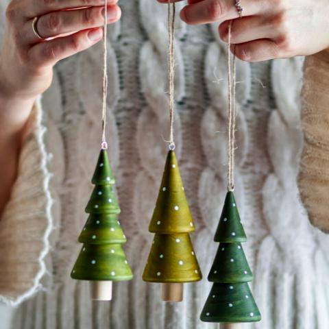 Jayli Bibelot, Verte, Schima