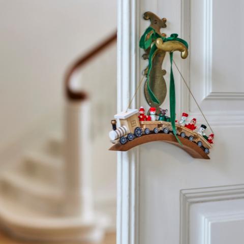 Bertie Bibelot, Rouge, Bouleau