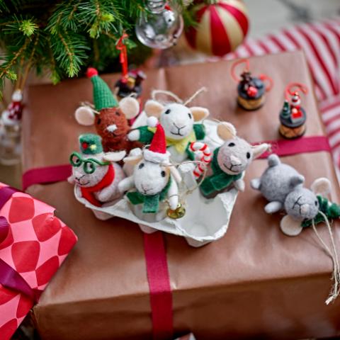 Peo Ornament, Green, Wool