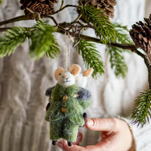 Peo Ornament, Green, Wool