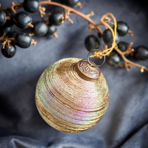 Nitin Ornament, Guld, Glas